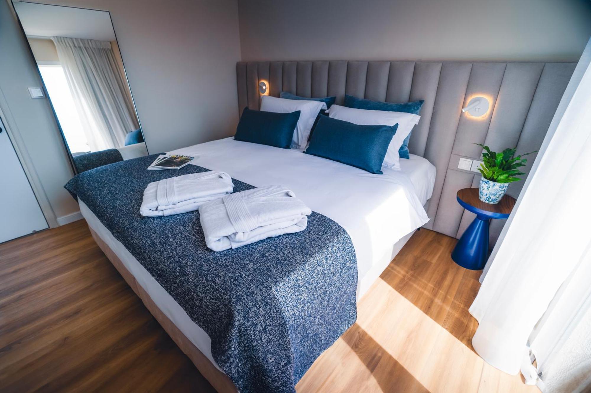 Wellclub - Wellness Family Experience - Seaview Hotel Пафос Екстериор снимка