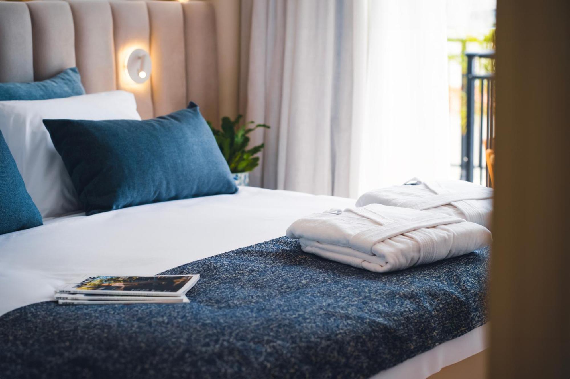 Wellclub - Wellness Family Experience - Seaview Hotel Пафос Екстериор снимка
