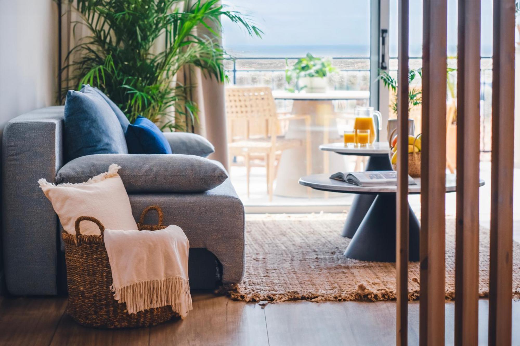 Wellclub - Wellness Family Experience - Seaview Hotel Пафос Екстериор снимка