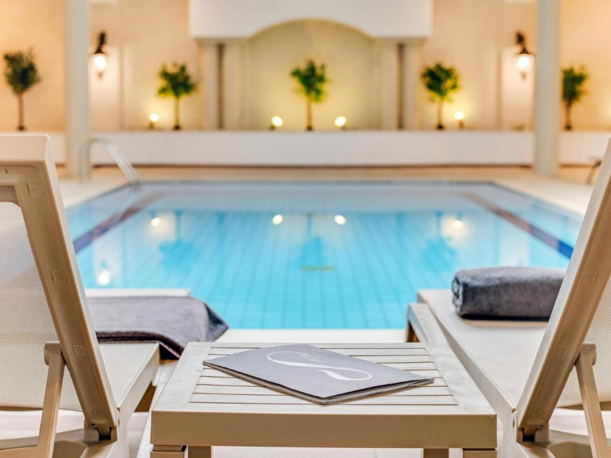 Wellclub - Wellness Family Experience - Seaview Hotel Пафос Екстериор снимка