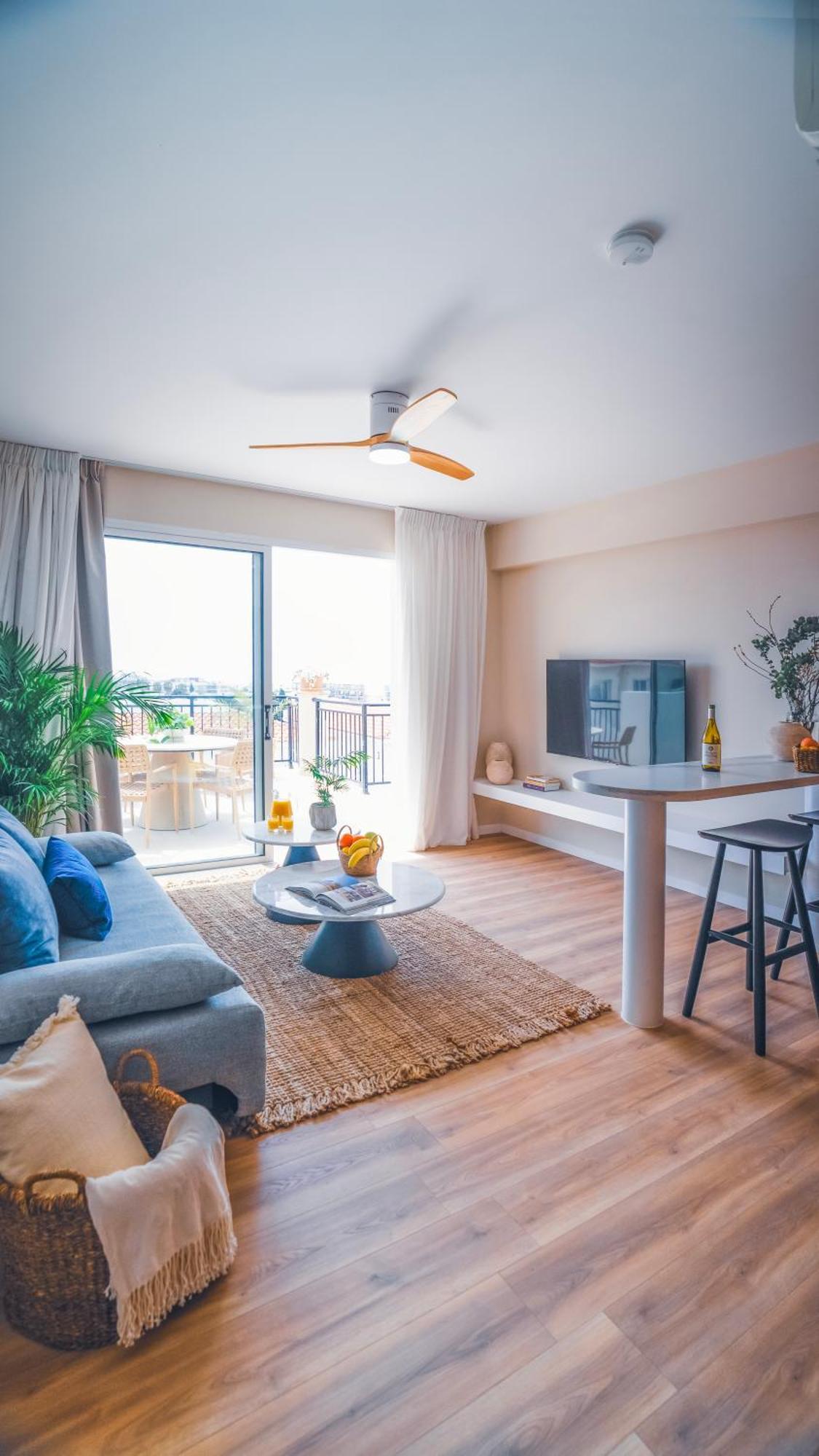 Wellclub - Wellness Family Experience - Seaview Hotel Пафос Екстериор снимка
