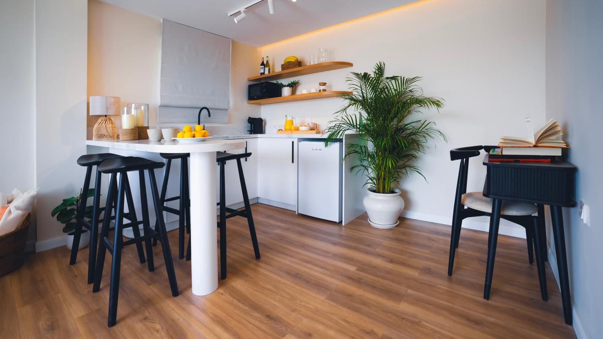 Wellclub - Wellness Family Experience - Seaview Hotel Пафос Екстериор снимка