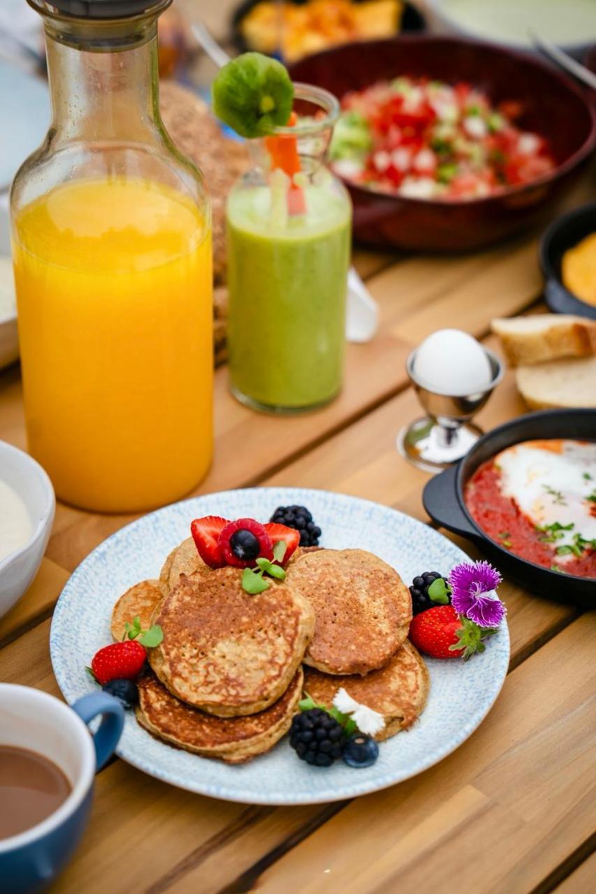 Wellclub - Wellness Family Experience - Seaview Hotel Пафос Екстериор снимка